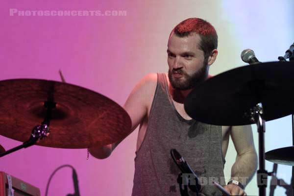 SUUNS - 2014-10-01 - PARIS - Gaite Lyrique - 